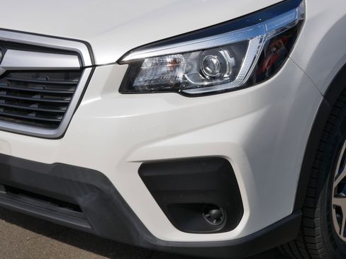 Used 2019 Subaru Forester Premium AWD/4WD image 16