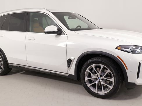 Used 2024 BMW X5 xDrive40i image 7