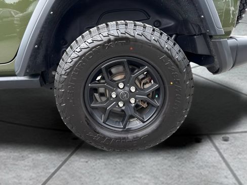 Used 2024 Jeep Wrangler Unlimited Sport AWD/4WD image 22