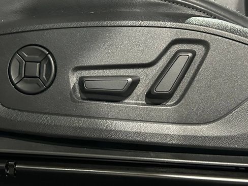 Used 2024 Audi Q3 2.0T Premium Plus AWD/4WD image 42