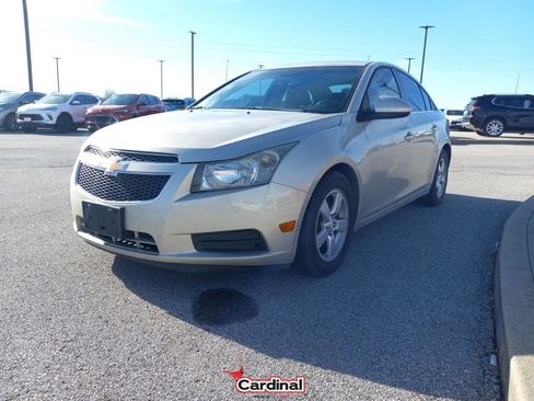 Used 2014 Chevrolet Cruze LT image 15