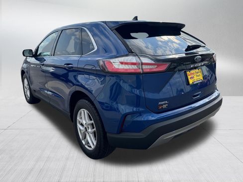 Certified 2023 Ford Edge SEL w/ Convenience Package AWD/4WD image 5