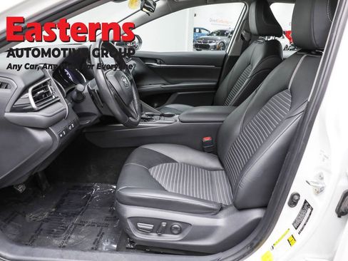 Used 2024 Toyota Camry SE image 14