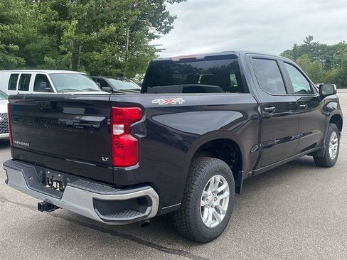 Used 2024 Chevrolet Silverado 1500 LT AWD/4WD image 5