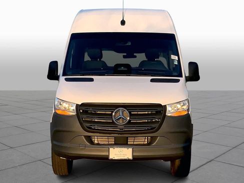 Certified 2025 Mercedes-Benz Sprinter 2500 image 3