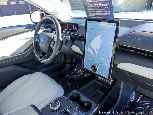 Certified 2023 Ford Mustang Mach-E Premium image 27