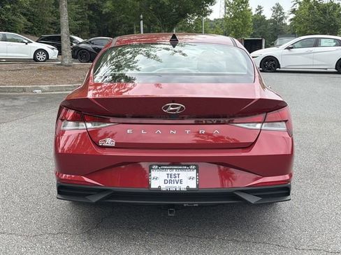Certified 2023 Hyundai Elantra SEL FWD image 6