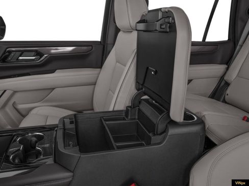 New 2026 GMC Yukon Denali w/ Denali Reserve Package AWD/4WD image 14