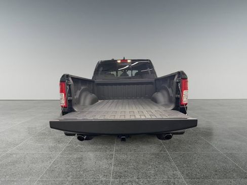 Used 2022 RAM 1500 Big Horn AWD/4WD image 16