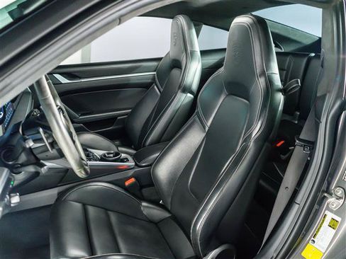 Certified 2022 Porsche 911 Turbo AWD/4WD image 5