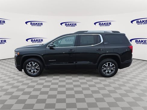 Used 2023 GMC Acadia SLT w/ Preferred Package image 8
