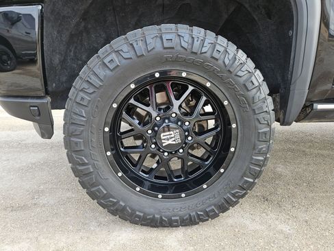 Used 2023 GMC Sierra 2500 Denali w/ Denali Ultimate Package image 31