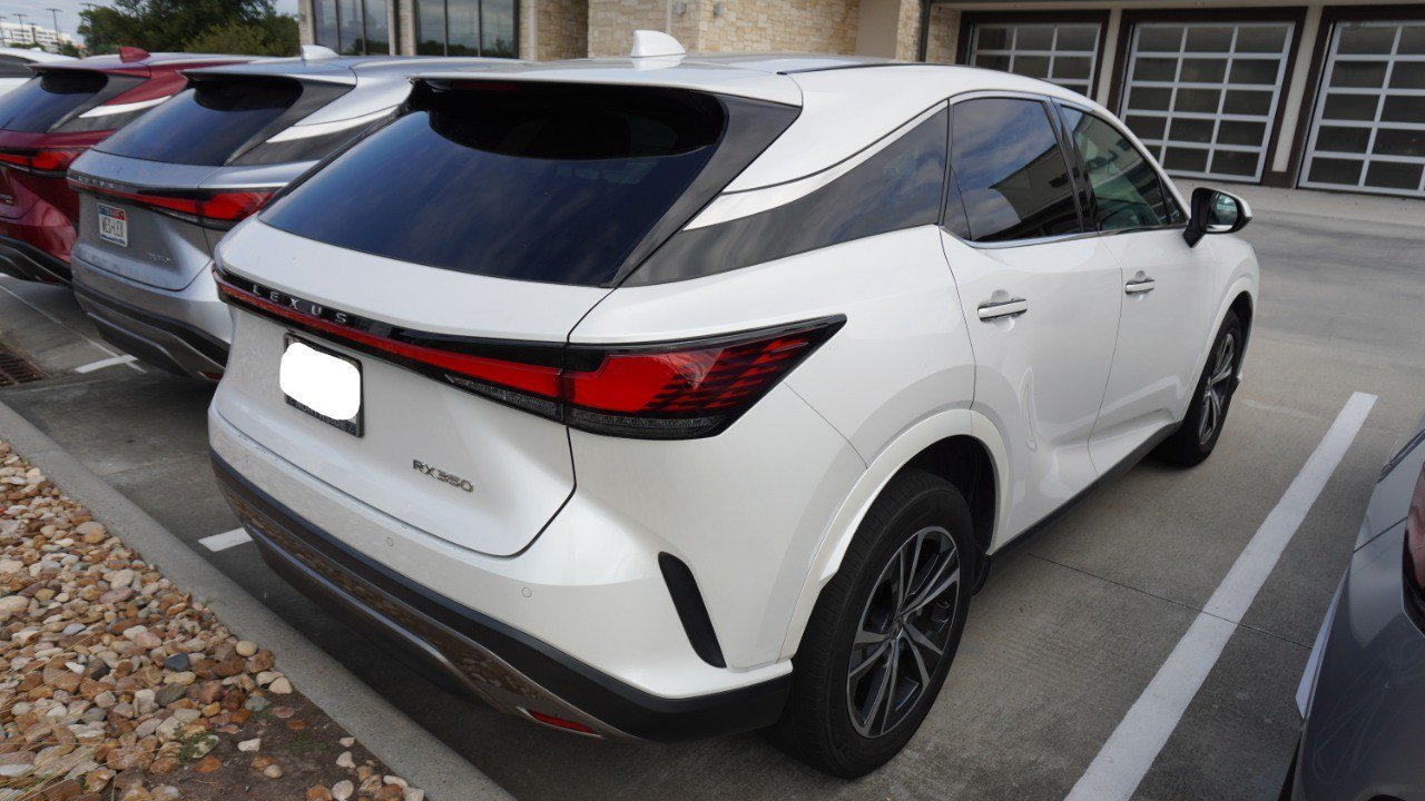 Used 2024 Lexus RX 350 FWD w/ Technology Package image 5