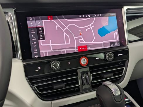 New 2026 Porsche Macan AWD/4WD image 33