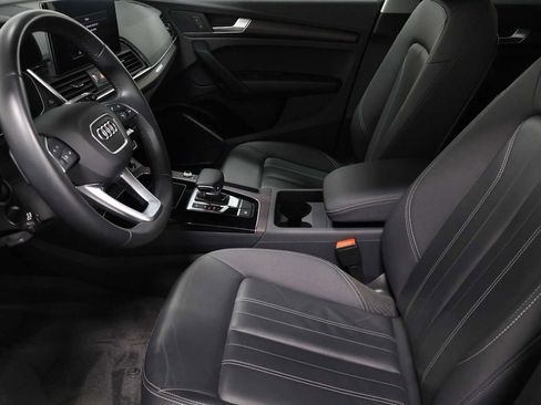 Used 2023 Audi Q5 2.0T Premium w/ Convenience Package AWD/4WD image 5