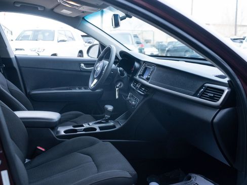 Used 2017 Kia Optima LX image 22