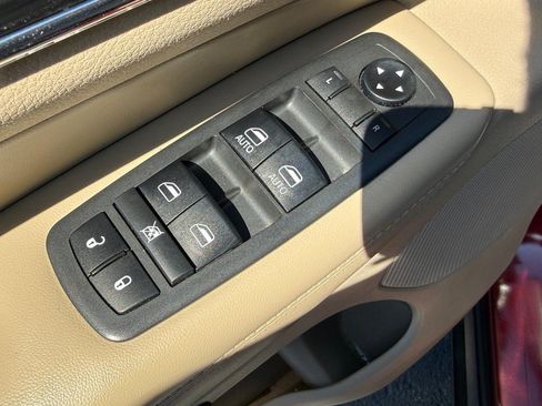 Used 2019 Jeep Grand Cherokee Limited w/ Trailer Tow Group IV RWD image 16