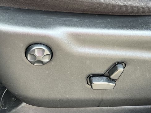 Used 2023 Dodge Durango GT image 16