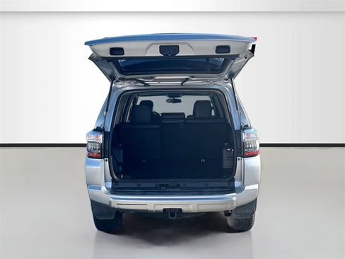 Used 2019 Toyota 4Runner TRD Off-Road Premium image 28