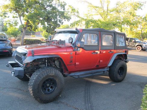 Used 2009 Jeep Wrangler Unlimited X w/ Trailer Tow Group AWD/4WD image 1