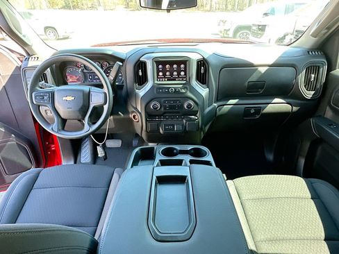 Used 2024 Chevrolet Silverado 1500 Custom w/ Turbomax Blackout Package RWD image 3