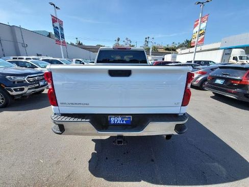 Used 2025 Chevrolet Silverado 2500 LT w/ Convenience Package AWD/4WD image 7