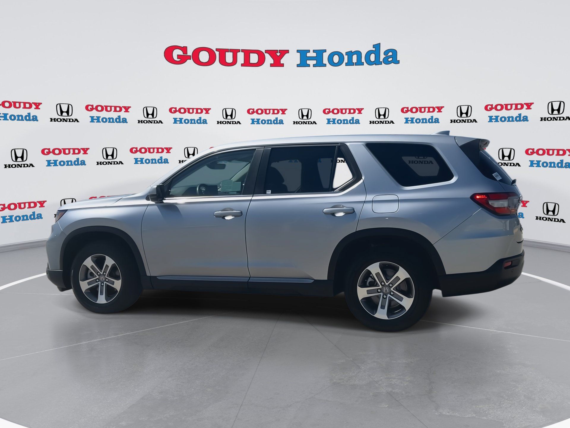 Used 2024 Honda Pilot EX-L image 6