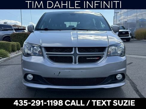 Used 2018 Dodge Grand Caravan GT image 4