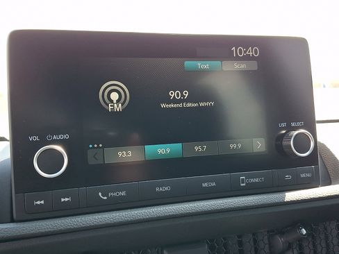 Used 2024 Honda CR-V Sport image 17