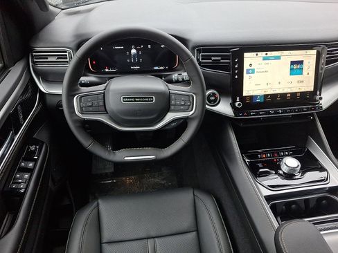 New 2026 Jeep Grand Wagoneer 4WD image 7