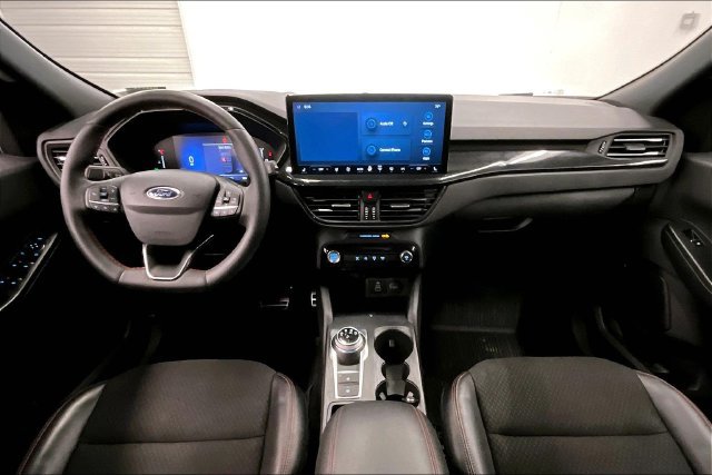 Used 2024 Ford Escape ST-Line w/ Tech Pack #1 AWD/4WD image 18