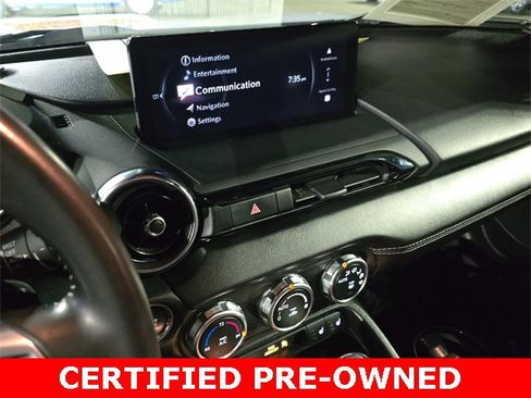 Used 2025 MAZDA MX-5 Miata RF Grand Touring image 17