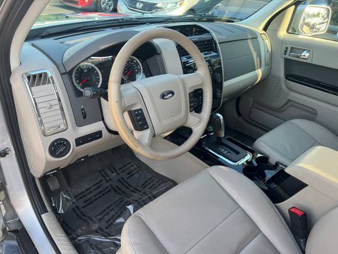 Used 2011 Ford Escape Limited AWD/4WD image 19