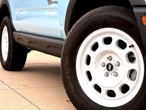 Used 2023 Ford Bronco Sport Heritage Limited image 2