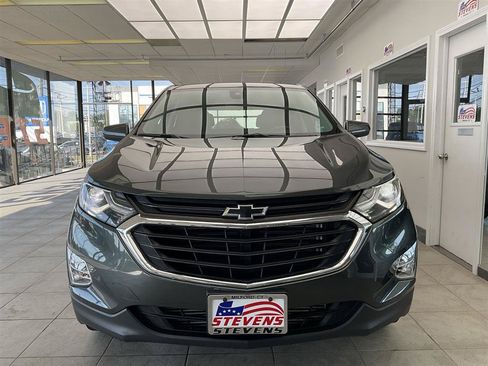 Used 2021 Chevrolet Equinox LT AWD/4WD image 2