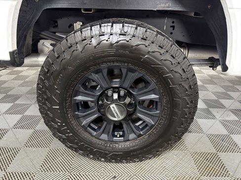 Used 2019 Ford F250 XLT AWD/4WD image 15