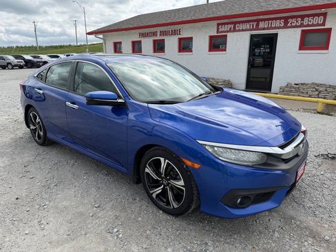 Used 2016 Honda Civic Touring image 1