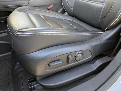 Certified 2023 GMC Acadia Denali w/ Denali Ultimate Package image 13