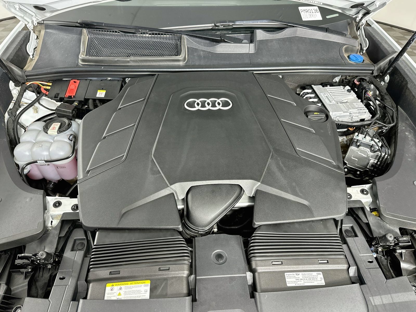Used 2023 Audi Q8 Premium Plus w/ Premium Plus Package AWD/4WD image 32