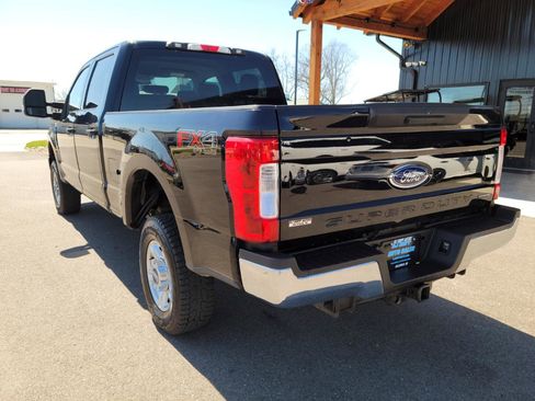 Used 2017 Ford F250 XLT w/ FX4 Off-Road Package image 6