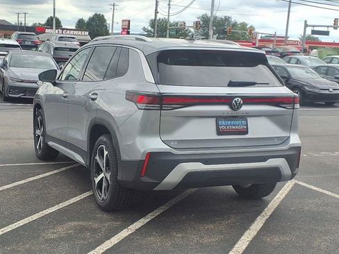 New 2025 Volkswagen Tiguan SE AWD/4WD image 4