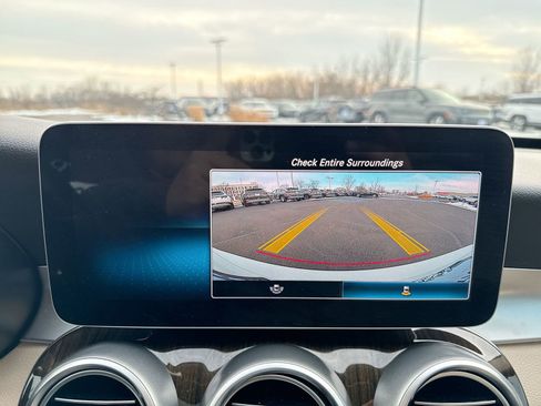 Used 2019 Mercedes-Benz C 300 Sedan image 17