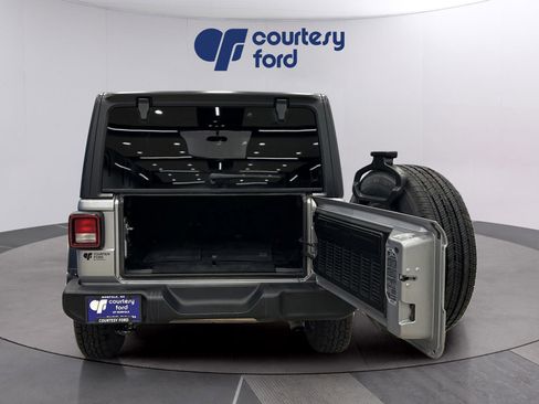 Used 2020 Jeep Wrangler Unlimited Sport S image 8