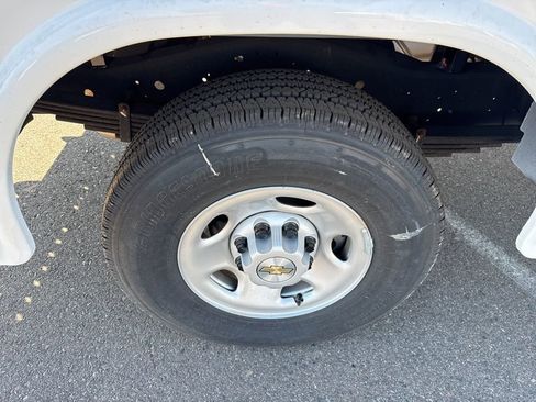 New 2025 Chevrolet Express 3500 w/ Power Convenience Package image 12