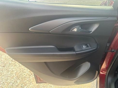 Certified 2023 Chevrolet TrailBlazer RS w/ Convenience Package FWD image 29
