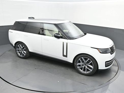 New 2026 Land Rover Range Rover SE AWD/4WD image 35
