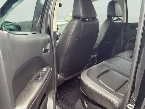 Used 2019 GMC Canyon All Terrain w/ Trailering Package AWD/4WD image 12