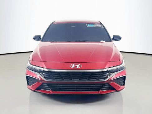Used 2025 Hyundai Elantra Sport FWD image 2