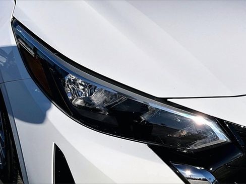 Certified 2025 Nissan Sentra S image 29