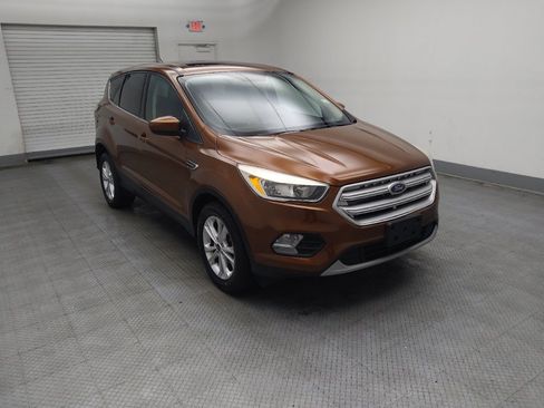 Used 2017 Ford Escape SE FWD image 13